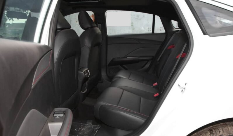 
								MG5 2025 180DVVT Global Luxury Edition full									